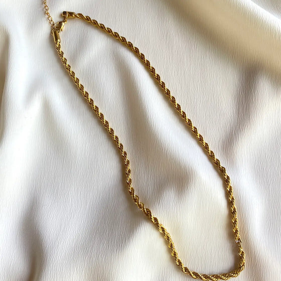 Camilla Rope Chain Necklace in Gold