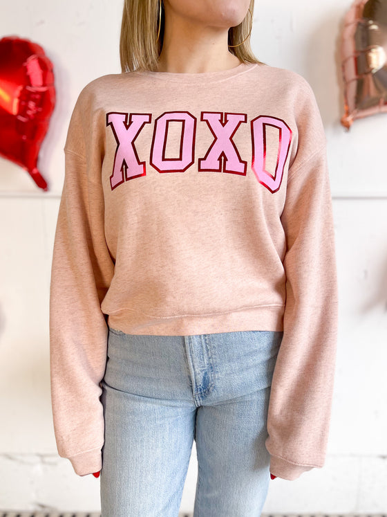 Haisley Boxy XOXO Foil Sweatshirt in Rose