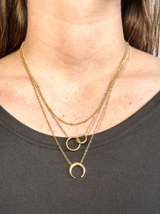 Magnolia Layered Horn Necklace in Gold