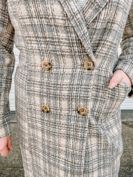 Meadow Plaid Coat in Cream Grey