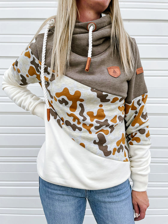 Noelle Camo Colorblock Sweatshirt in Chocolate Chip