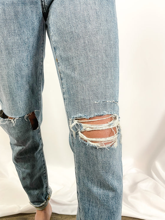 Wren Vintage Distressed Jeans