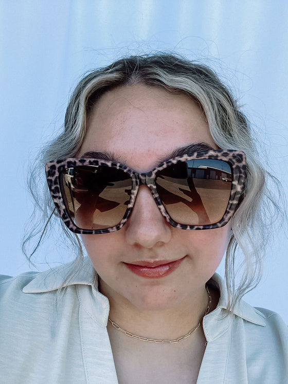 Diff Becky II Sunglasses in Leopard Tortoise